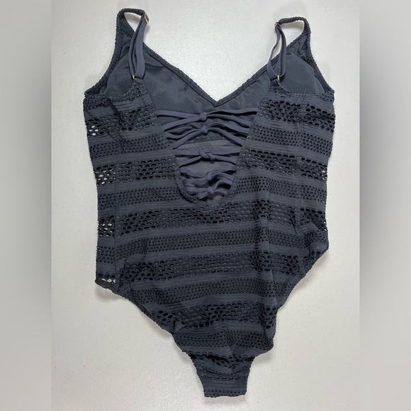 Bleu Rod Beattie Black Crocheted One Piece Swimsuit, size 16W - Picture 6 of 17